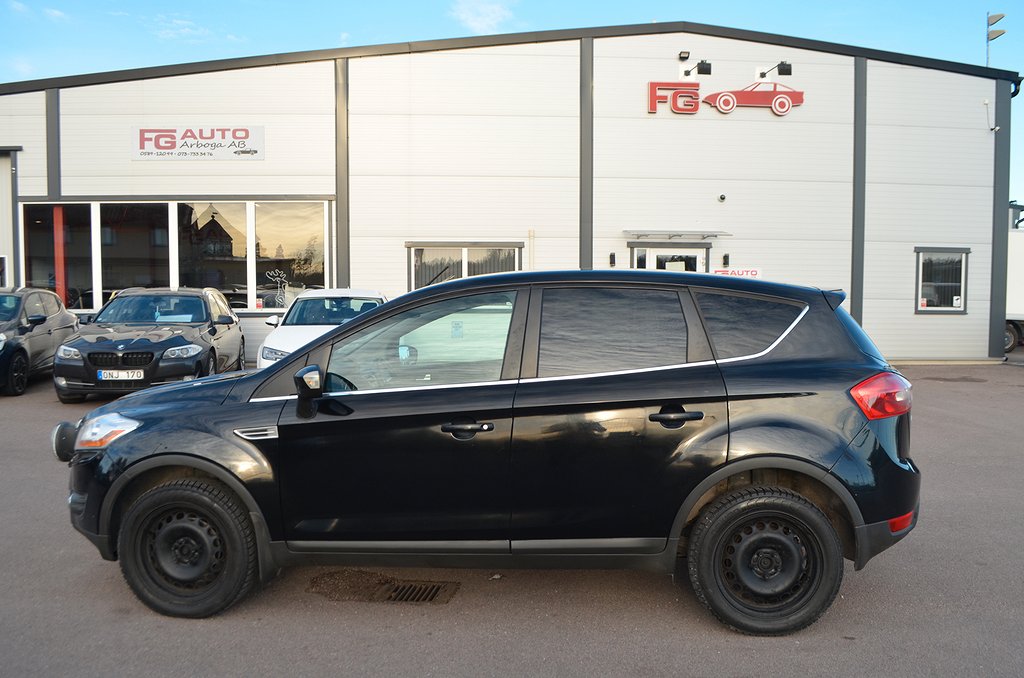 Ford Kuga 2.0 TDCi AWD 140 hk M-Värmare Drag Nybesiktigad