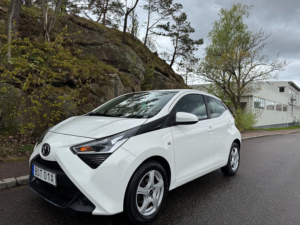 Toyota Aygo 5-dörrar 1.0 VVT-i X-PLAY Euro 6