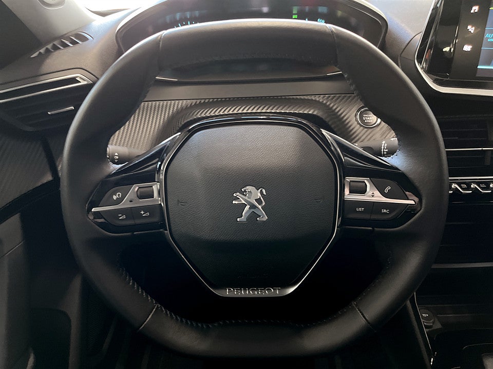 Bild på Peugeot E-2008 Active Pack 50kWh 136hk Aut CARPLAY BACKSENSORER