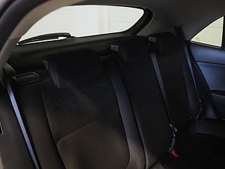 Halvkombi Kia Rio 12 av 21
