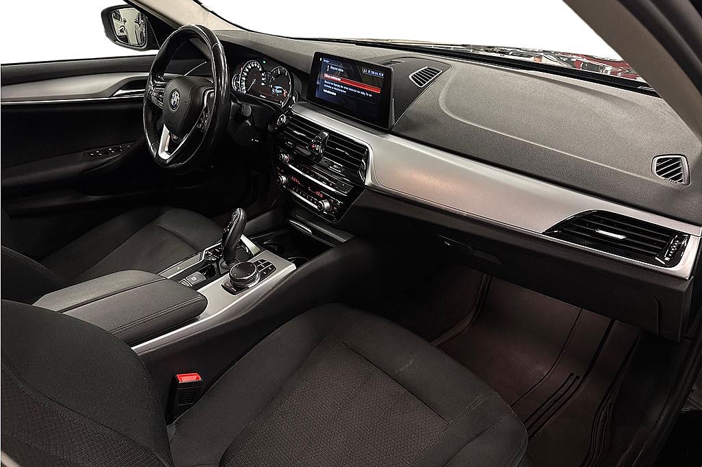 BMW 520 d 190hk, Drag, mörktoning, Fr 2,95% RÄNTA