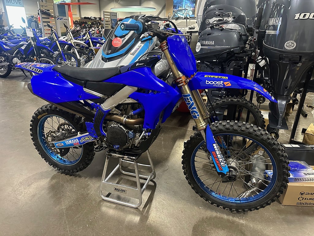 Yamaha YZ450F Akrapovic X-trigg mm 