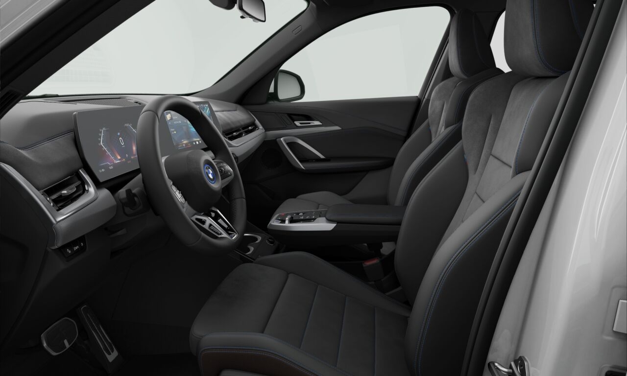 BMW iX1 eDrive20 BUSINESS LEASE 2026, kuva 2/10