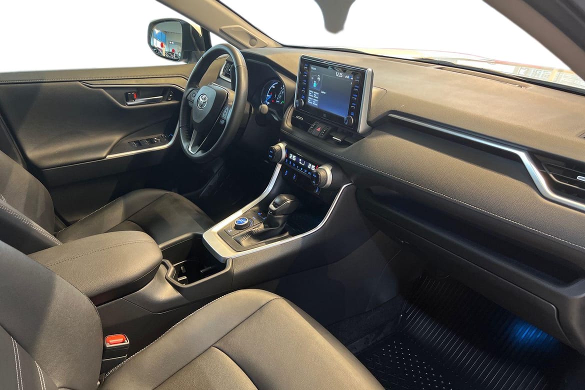 Toyota RAV4 Hybrid AWD-i - Executive 2022, bild 6/53