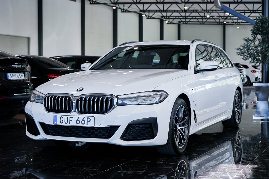 BMW 530e Touring Steptronic Euro 6 M-Sport Drag Kamera Carplay 