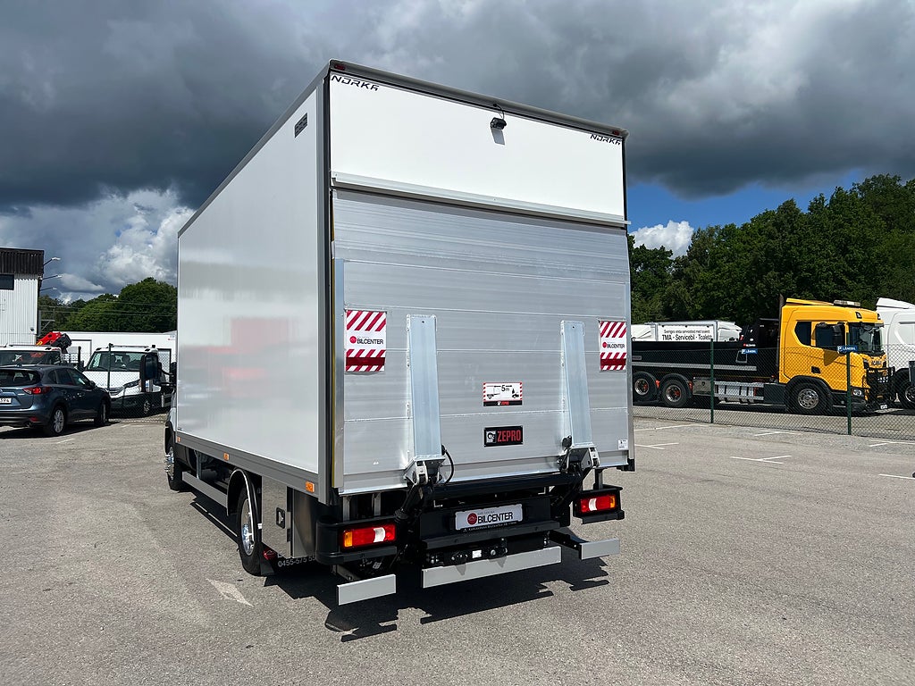 Iveco Daily 72C14E AirPro Skåpbil med Z-Lift, ELBIL