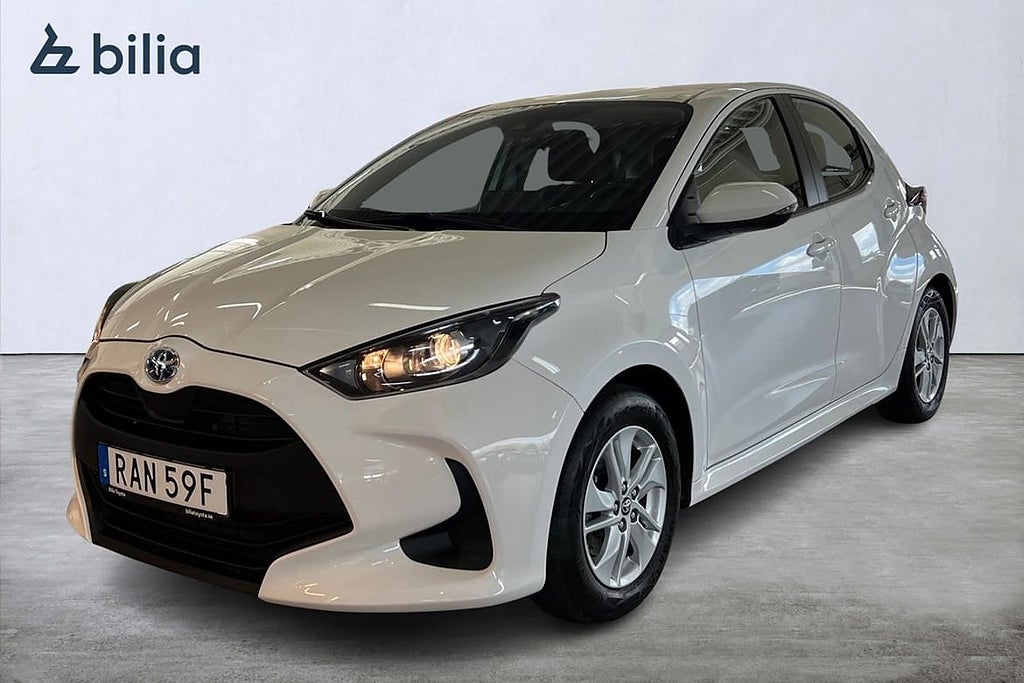 Toyota Yaris 1,5 Hybrid 5D Active - NYSERVAD - NYA DÄCK -...