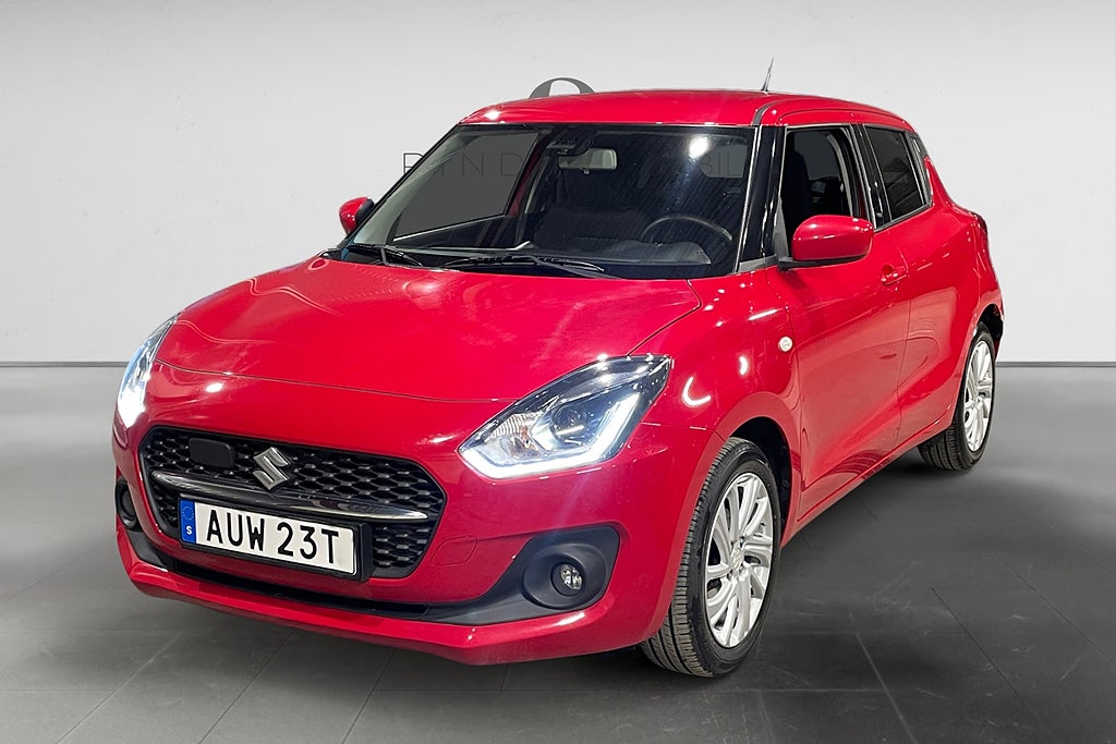 Suzuki Swift HYBRID 83 HK BACKKAMERA 0.37L/MIL 912KR/ÅR 4400MIL 16" 