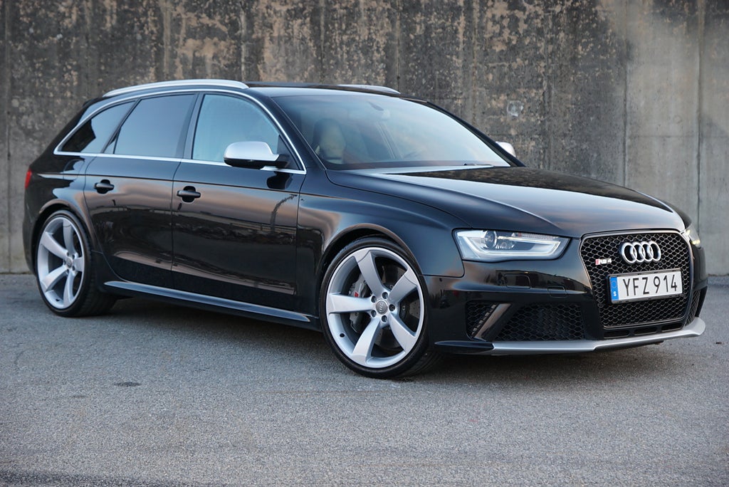 Audi RS4 Avant 4.2 FSI V8 Quattro|Keramiska|Kolfiber|Skalstolar|