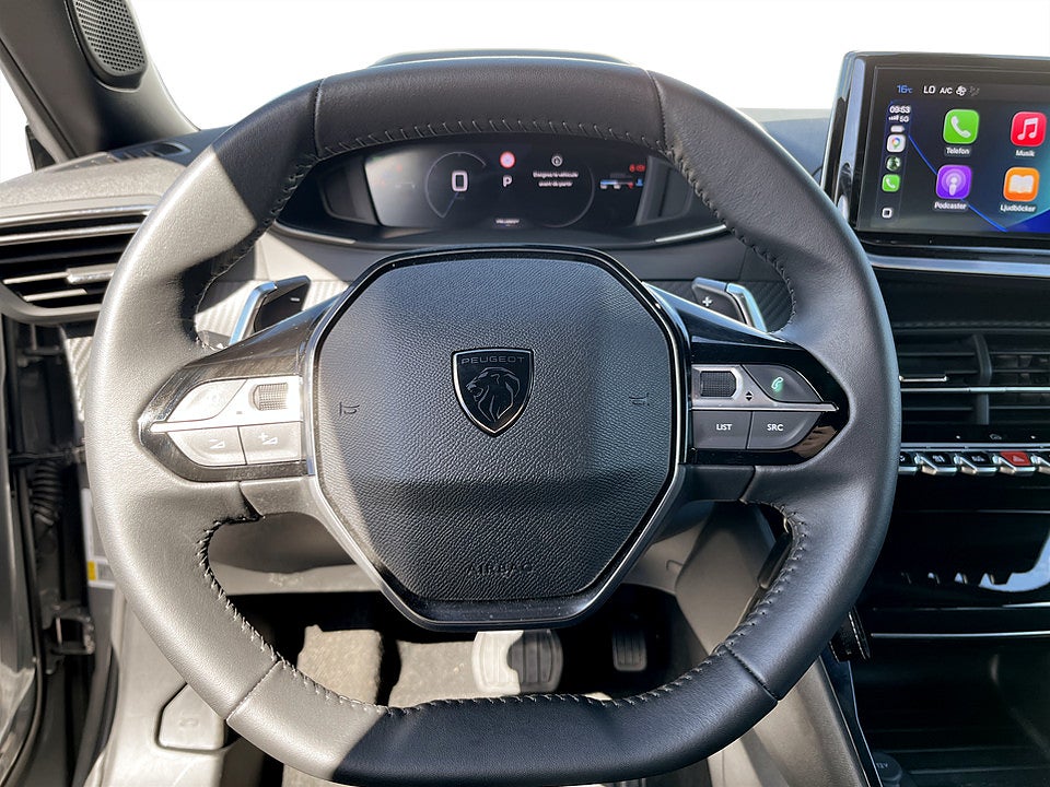 Bild på Peugeot 2008 Allure 1.2 PT 130hk Aut B-KAMERA CARPLAY