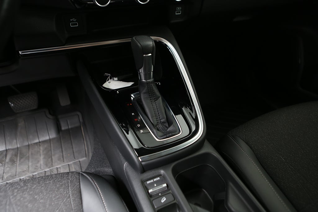 Honda HR-V e:HEV 1,5 i-MMD e-CVT Hybrid Elegance Aut 2022