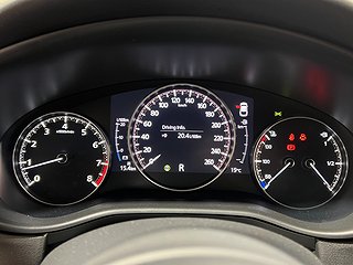 SUV Mazda CX-30 18 av 21