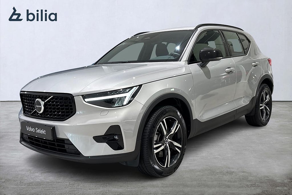 Volvo XC40 B4 FWD Bensin Plus Dark
