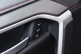 SUV Toyota RAV4 11 av 24