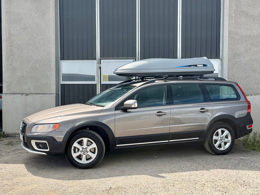 Volvo XC70 D5 215HK AWD Geartronic 1 ägare sedan ny D-värmare Drag