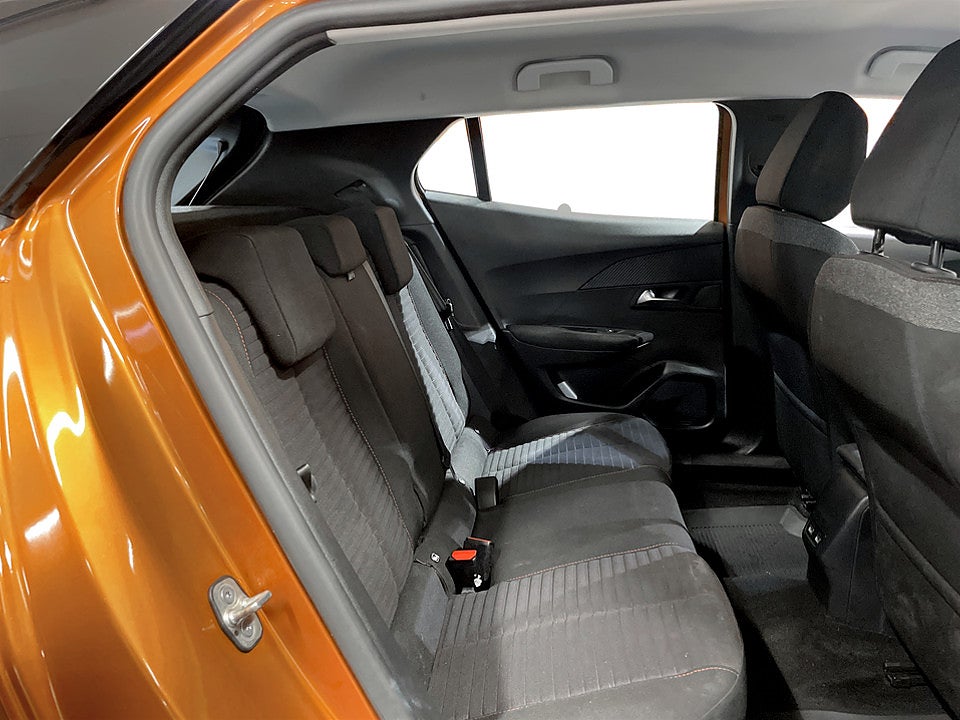 Bild på Peugeot E-2008 Active 136hk Aut KAMPANJRÄNTA 3,99%