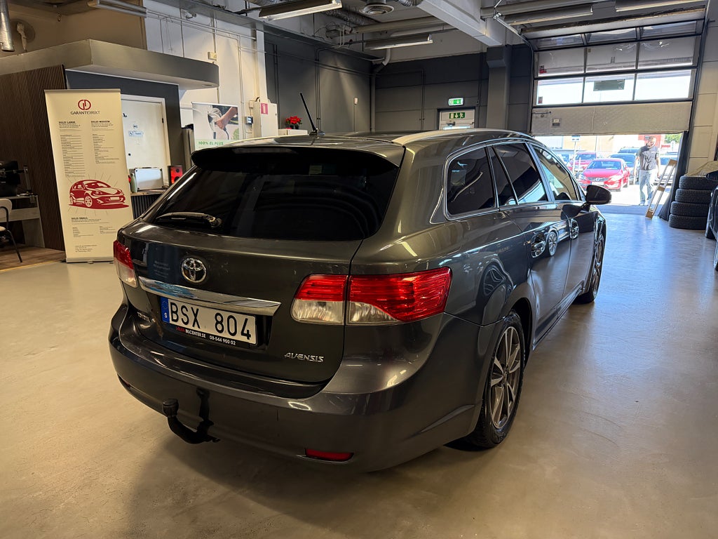Toyota Avensis 2013 - miniatyr 5