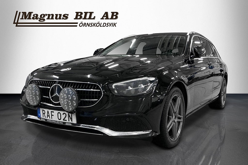Mercedes-Benz E 300 T de 4MATIC 9G-Tronic Drag Värmare B-kamera Moms Widescreen