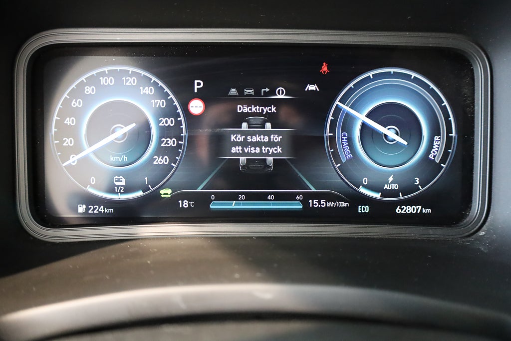 Hyundai Kona 39.2 kWh Essential Navi Kamera Krell Leasbar Rattvärme