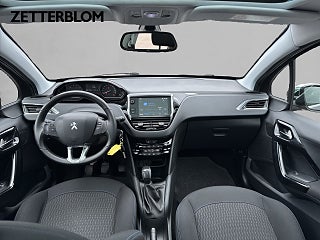 Halvkombi Peugeot 208 10 av 15