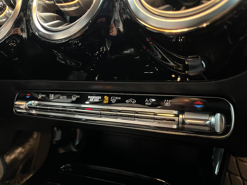 Mercedes-Benz A 250 e AMG Premium Plus Glastak - bild 14