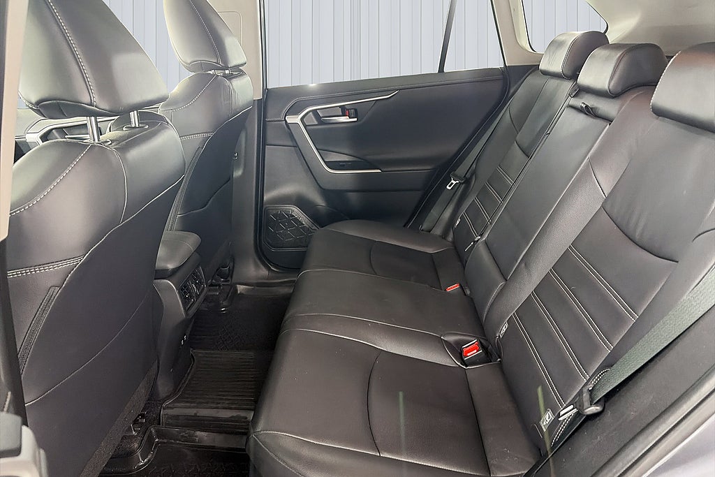 Toyota RAV4 2021