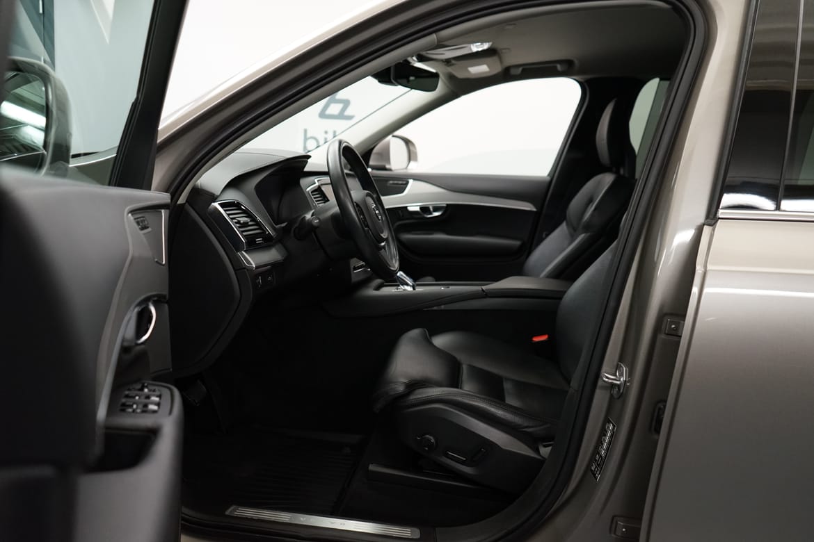 Volvo XC90 2020, photo 5/10