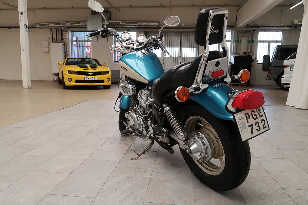 Yamaha XV1100 Virago 