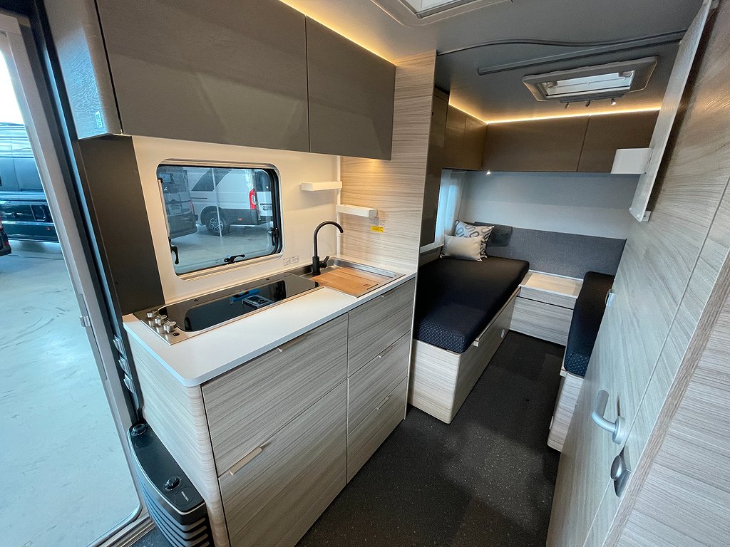 Adria Altea 502 UL / Långbädd / Jubileum 60Y / 1995kr/månad - Adria