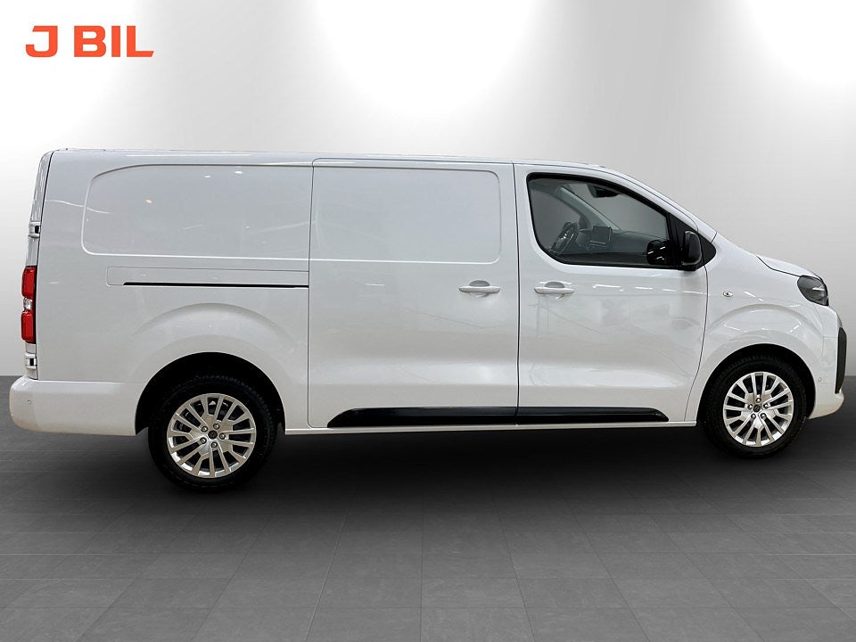 Bild på Peugeot Expert Plus 145hk Aut L3 - EDITION! SERVICE & VINTERHJUL INGÅR!