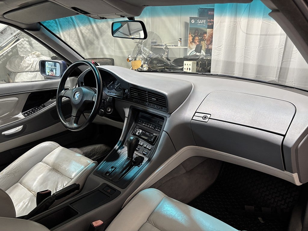 BMW 850 i 300hk