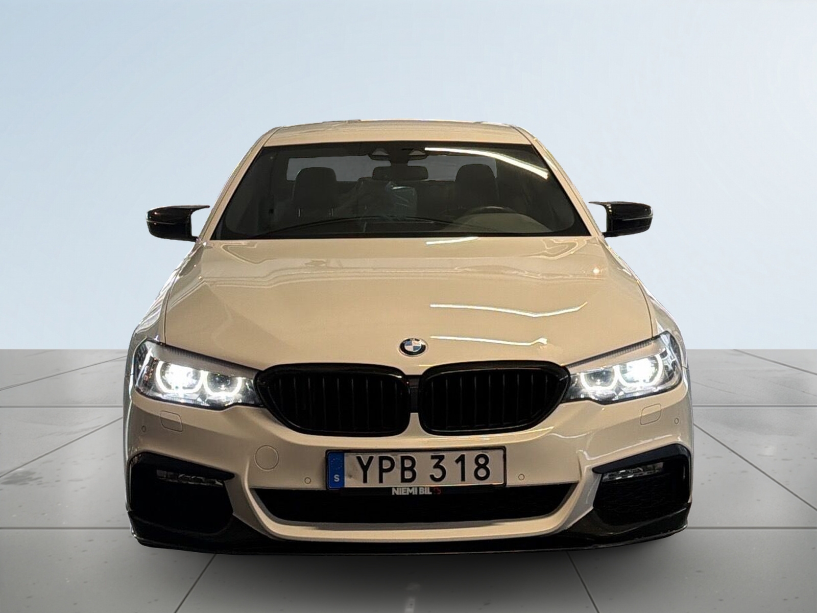 BMW 520 2018, kuva 2/10