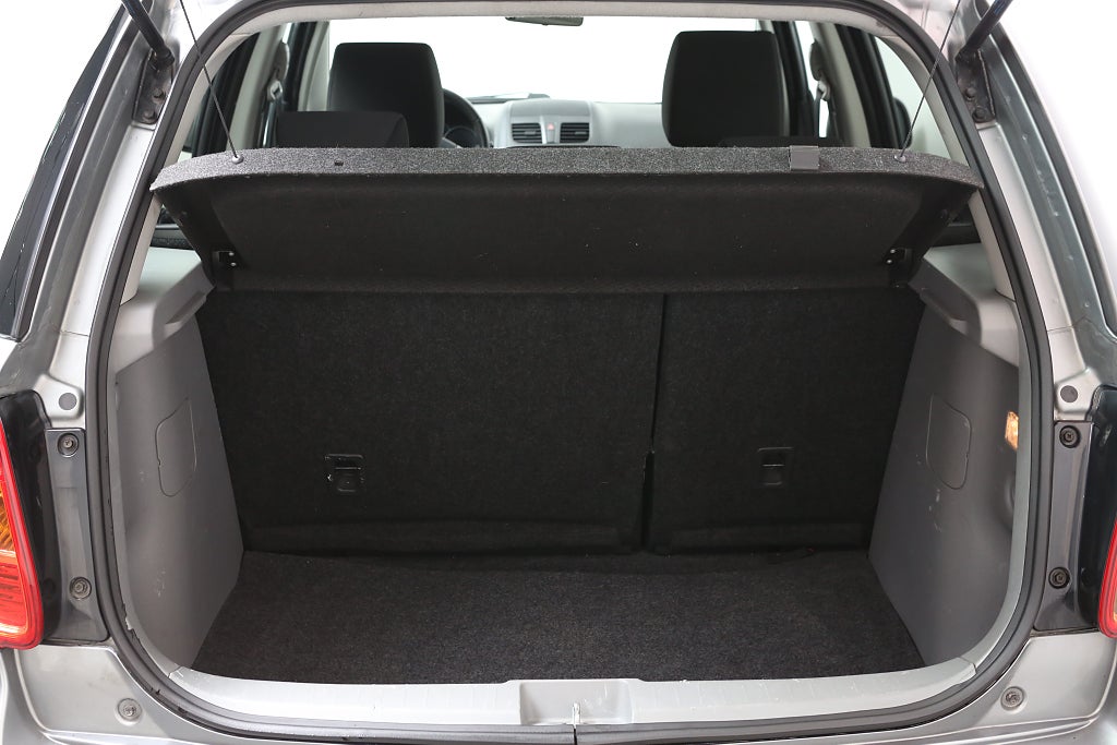 Suzuki SX4 1,6 VVT 120hk Automat Motorvärmare 2011