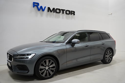 Volvo V60 T6 Twin Engine AWD 341hk Dragkrok Skinn P-värmare VOC