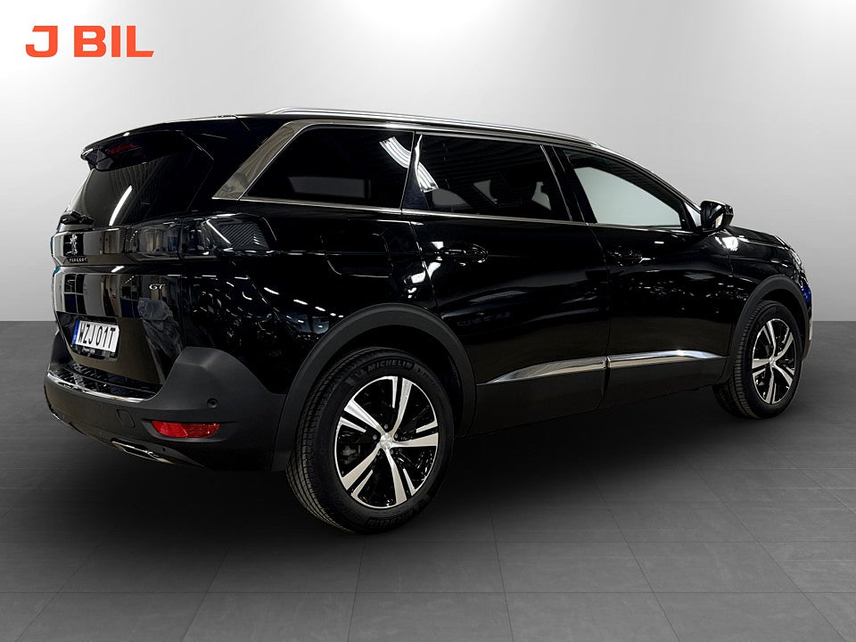 Bild på Peugeot 5008 GT 1.2 PT 130hk Aut 7-SITS B-KAMERA CARPLAY