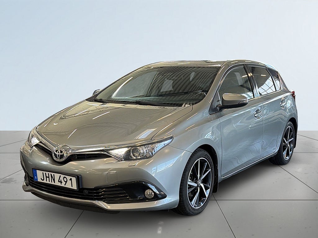 Toyota Auris 1.2 Turbo Multidrive S Intense Edition S&V/Drag/Backkam