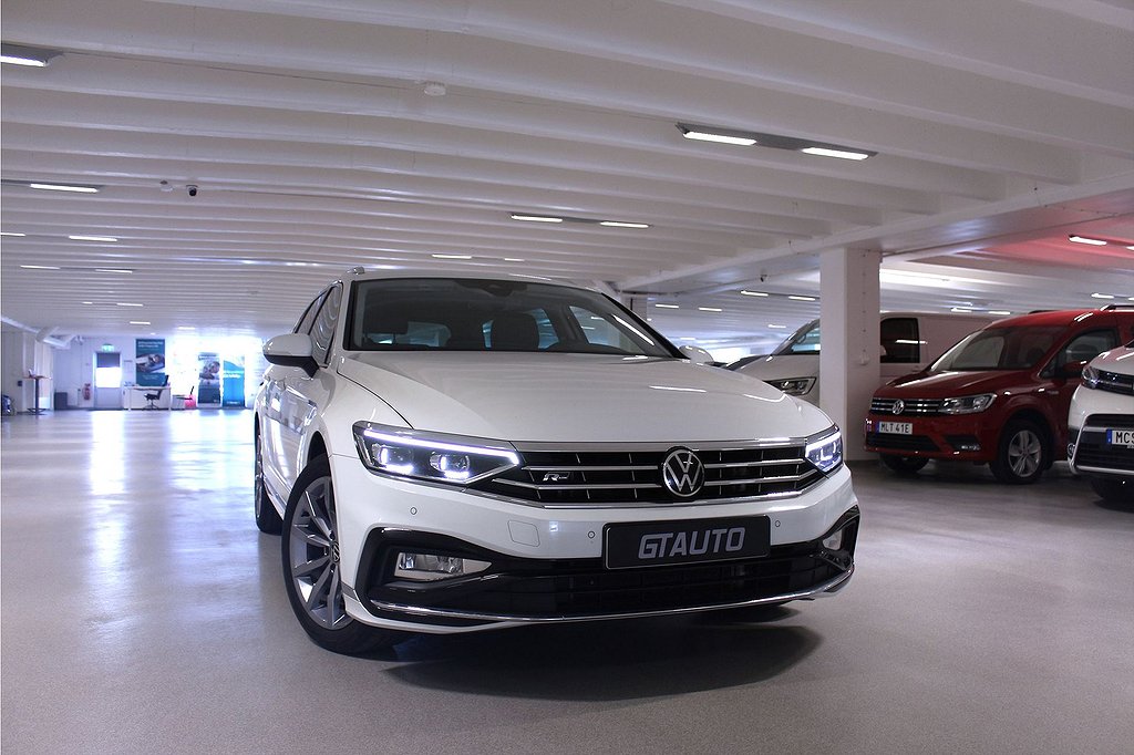 Volkswagen Passat 2.0 TDI 200hk R-line Cockpit Värmare Leasbar