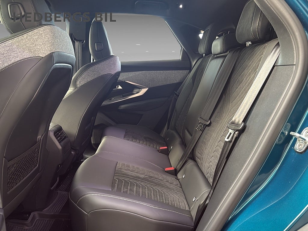 Peugeot 3008 HYBRID 145hk GT AUT thumbnail