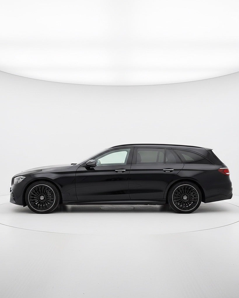 Mercedes-Benz E 300 e Kombi / AMG Line Premium / Panorama