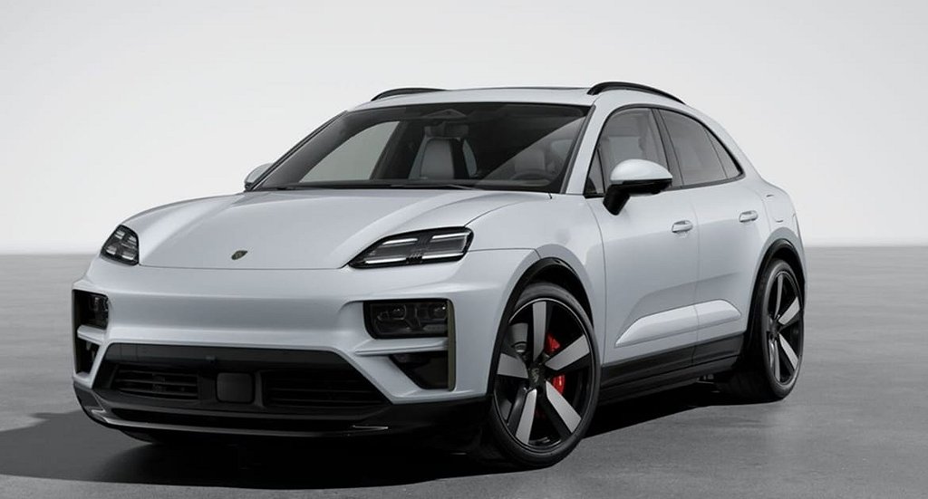 Porsche Macan Turbo Electric