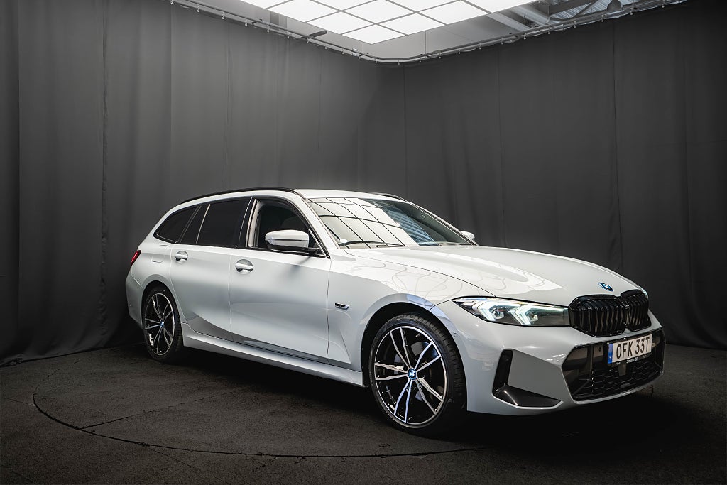 BMW 330e xDrive M Sport CARBON DRAG KAMERA ADAPTIV-FART MOMS