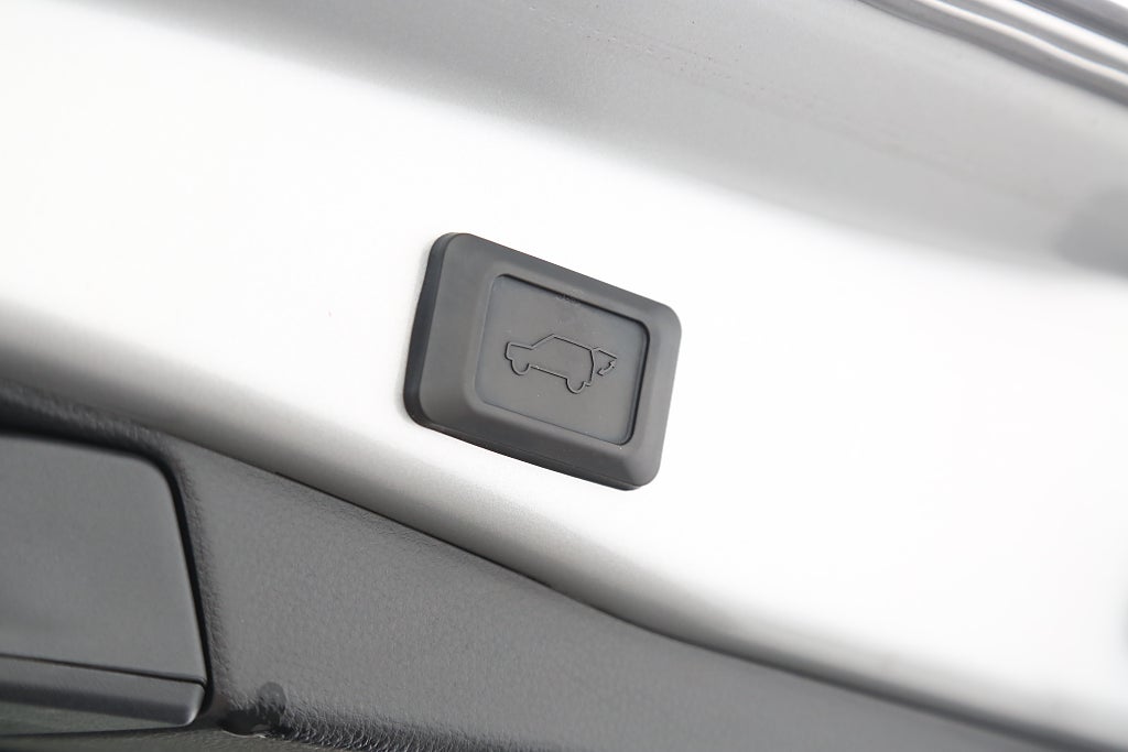 Toyota RAV4 2,5 Hybrid AWD-i E-CVT 222hk Leasbar 2025
