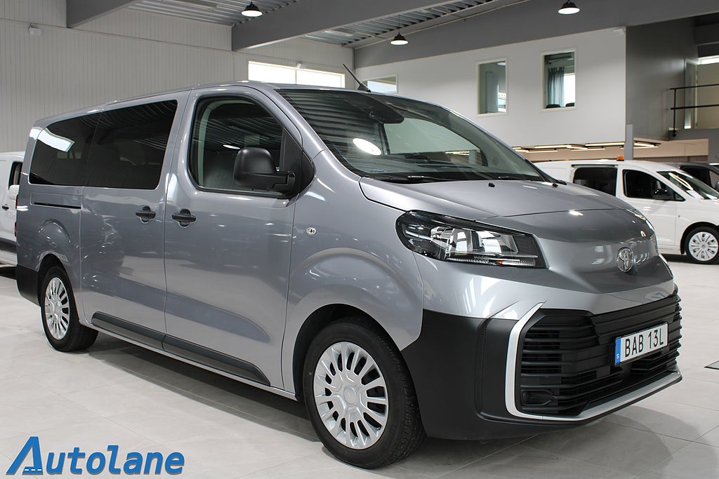 Toyota Proace Verso 2.0 D-4D 9-Sits,Cockpit,Värmare,360°,CarPlay, 177hk