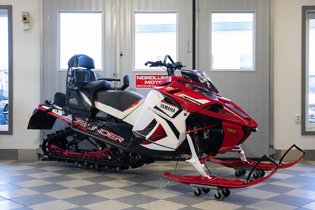 Yamaha Sidewinder XTX 141 SE *354 MIL & Dubbeldyna* 