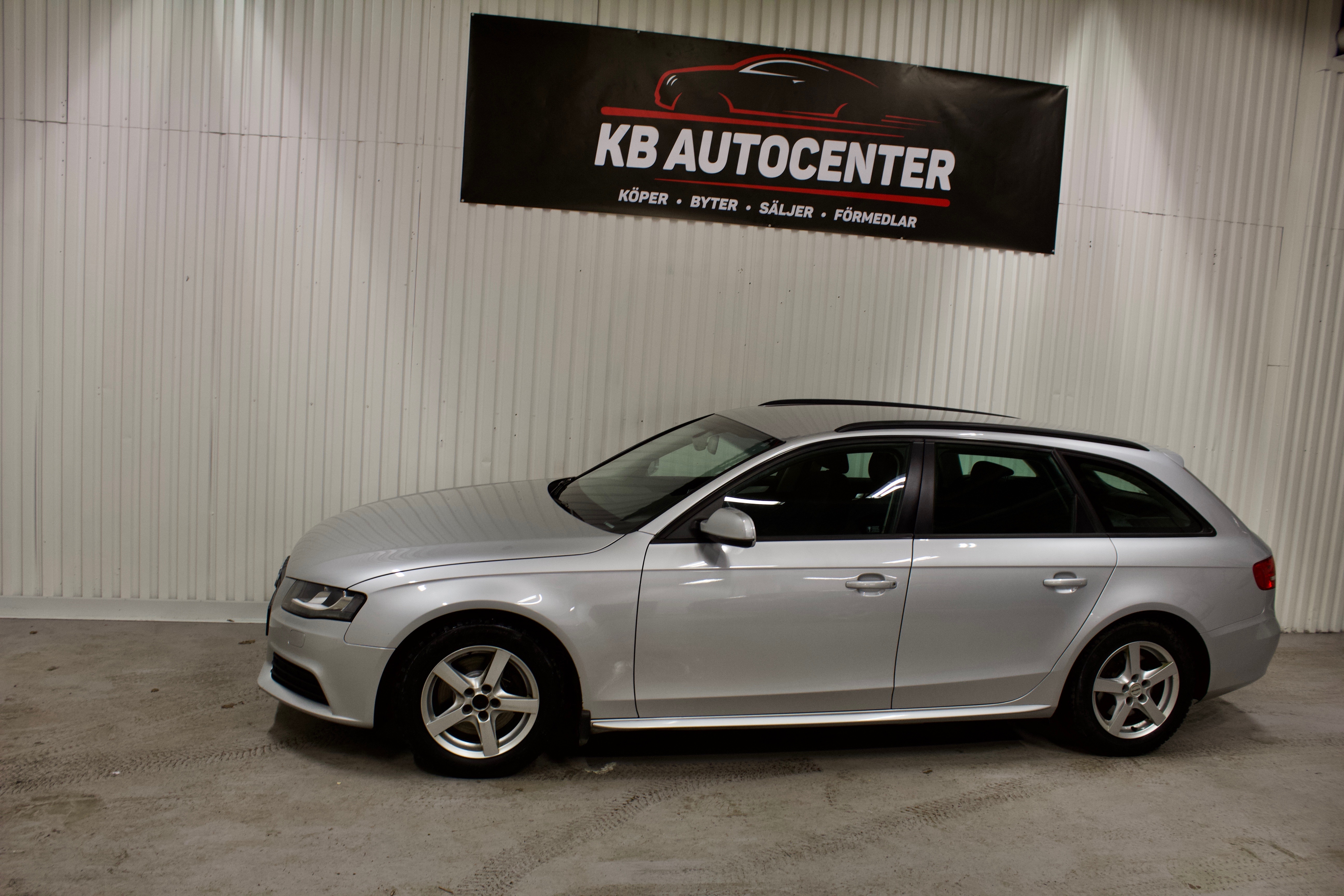 Audi A4 Avant 2.0 TDI 2011, bild 4/53