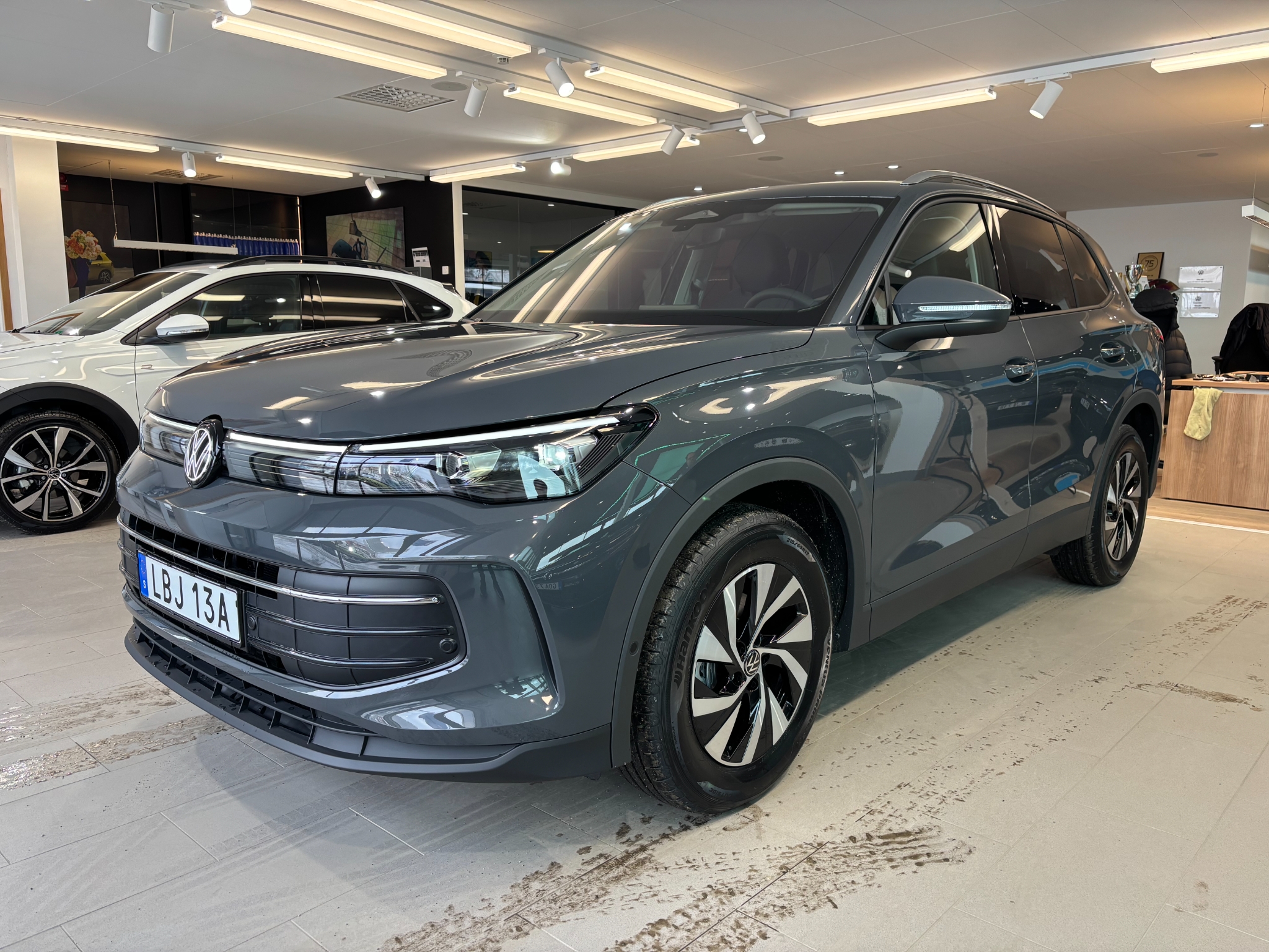 Volkswagen Tiguan eHybrid R-Line Edition 2026, bild 7/43