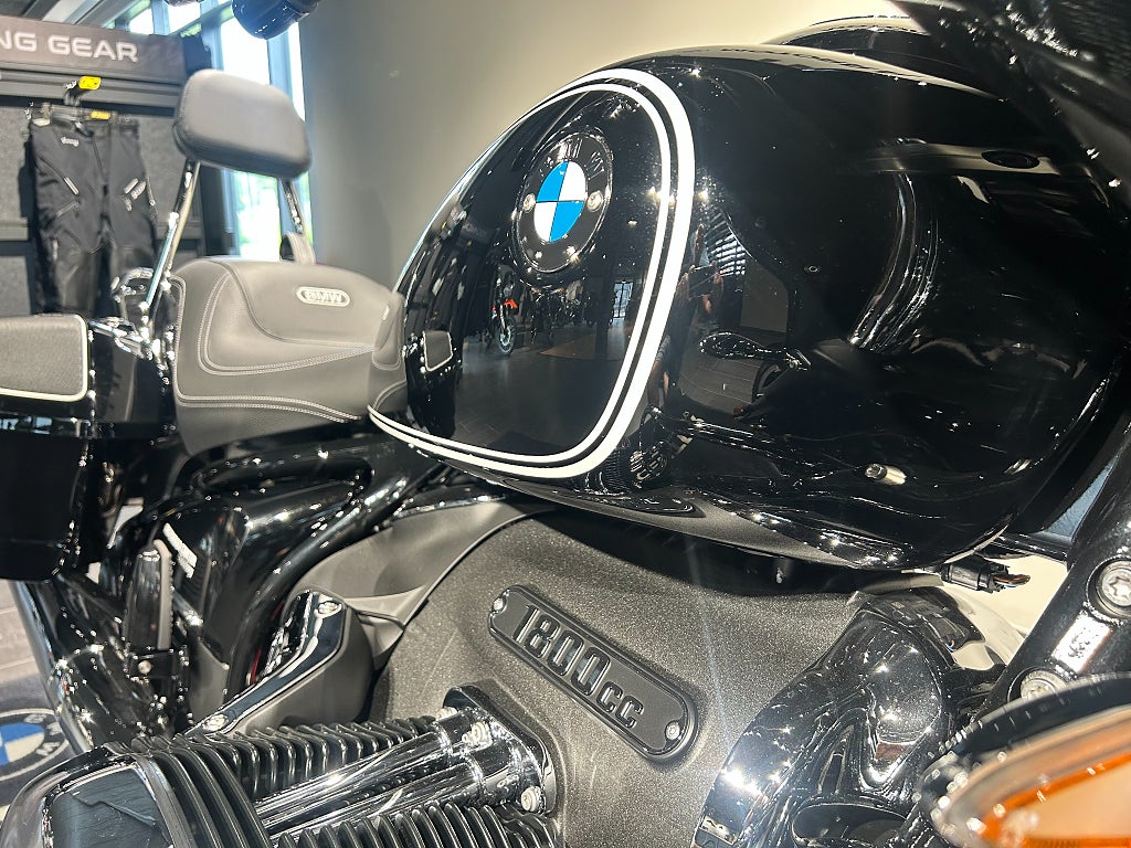 BMW R18 Bagger 3,45%/ACC/First Edition/Marshall Gold/285 mil