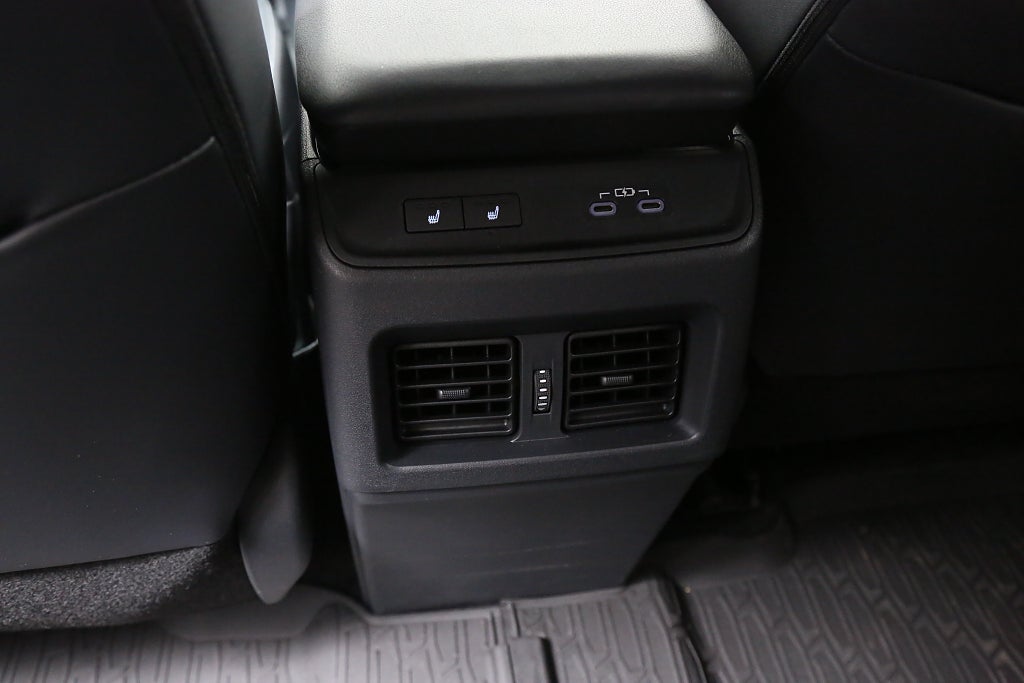 Subaru Uncharted Touring 77kWh AWD 343hk 2026