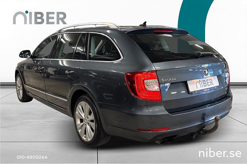 Skoda Superb Superb, 2.0 TDI 4X4 Elegance, Drag, Navi, 2 brukare