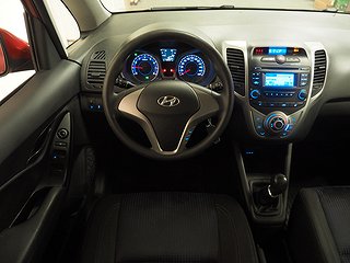 Minibuss Hyundai ix20 15 av 18